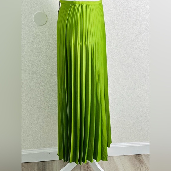 Zara High Waisted Lime Green A-Line Pleated Midi Skirt Size XS - Picture 4 of 11